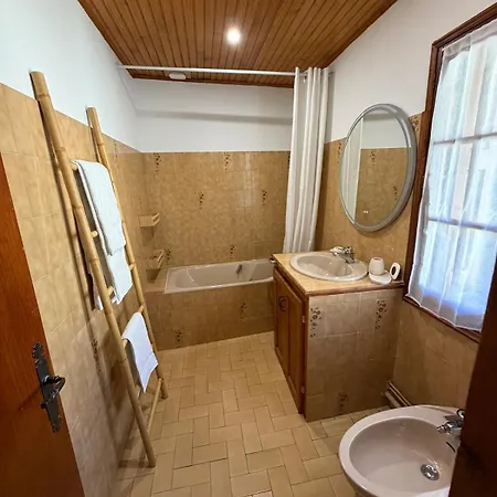 Maison Cal Pere - Garage - Village Center -lake View *