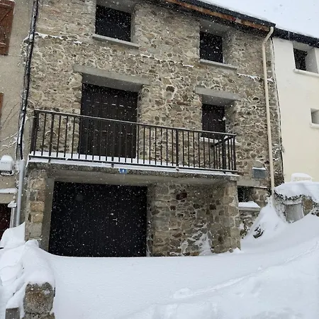 Maison Cal Pere - Garage - Village Center -lake View Hébergement de vacances *